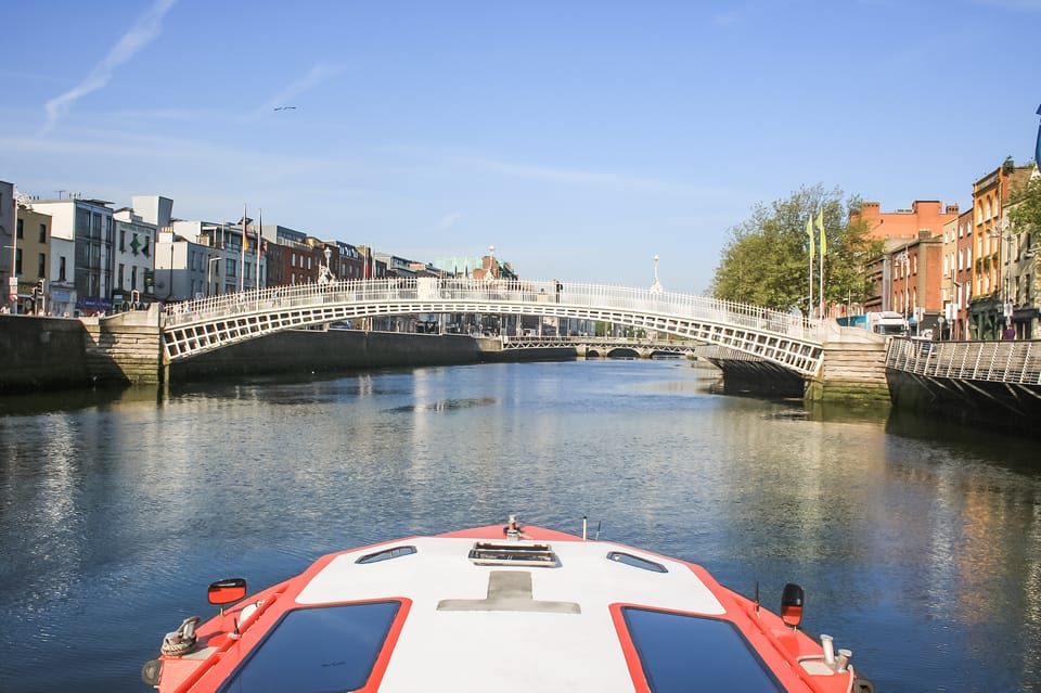 Dublin: River Liffey Sightseeing Cruise - The bridges and buildings at water level