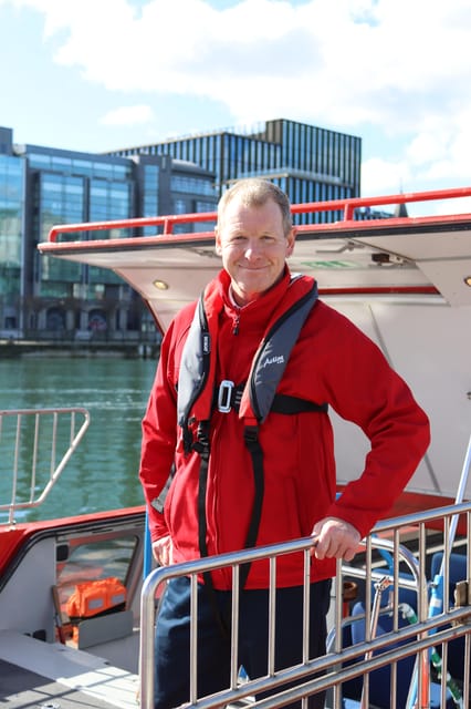 Dublin: River Liffey Sightseeing Cruise - Reading Dublin from the River Liffey