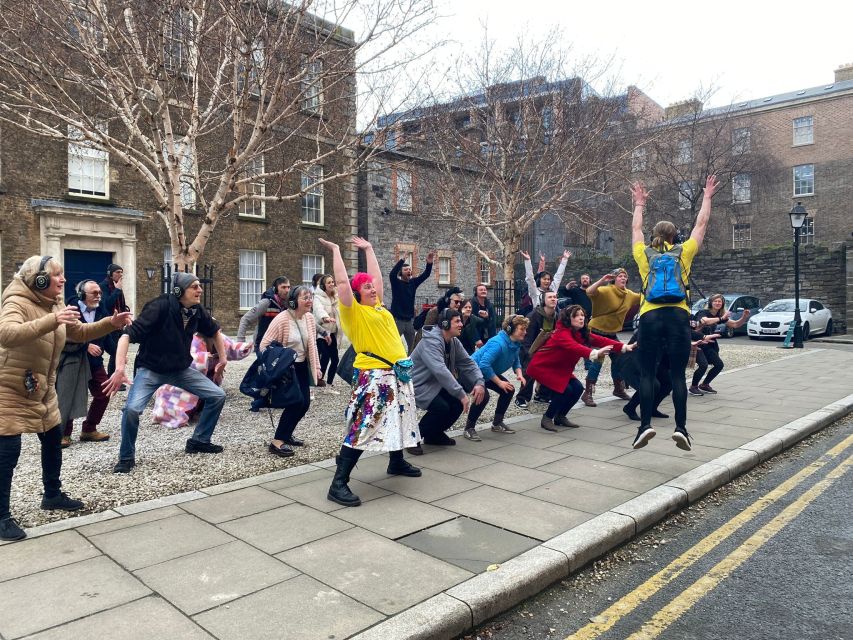 Dublin: Silent Disco Walking Tour - A silent soundtrack through central Dublin