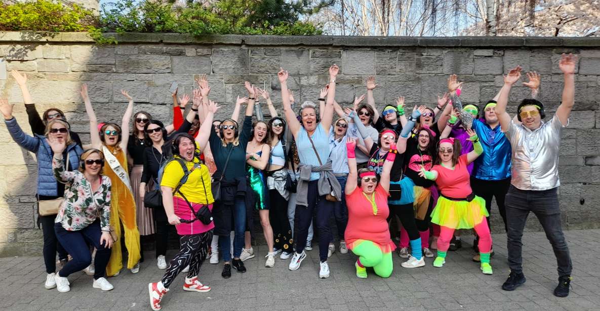 Dublin: Silent Disco Walking Tour - Following the host through Dublin city center