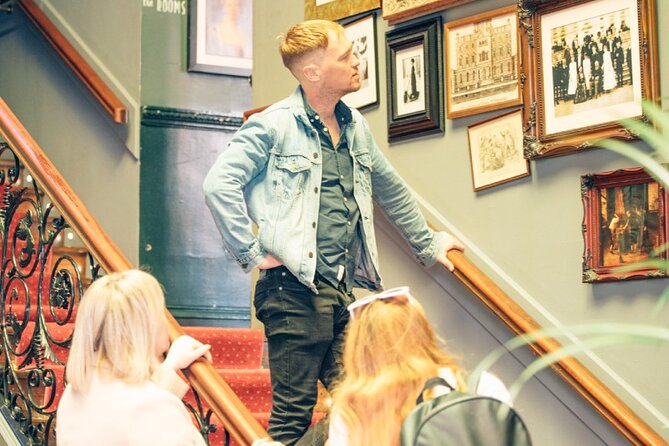 Dublin Storytelling Pub Tour - 3 stops, drinks & local snacks - Irish mythology, faeries, and real Dublin characters