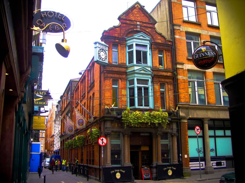 Dublin Temple Bar Night Tour - Meeting at Barnardo Square