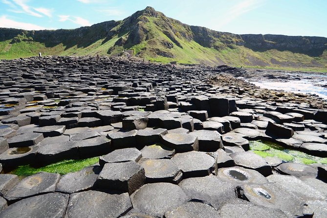 Dublin to Belfast Titanic, Dunluce Castle & Giant's Causeway Tour - Leaving Dublin early
