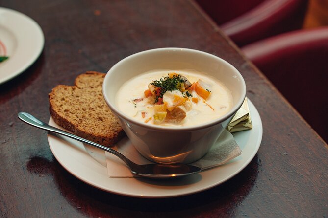 Dublin Traditional Irish 3 Course Meal Walking Tour with Local - What you actually eat and drink