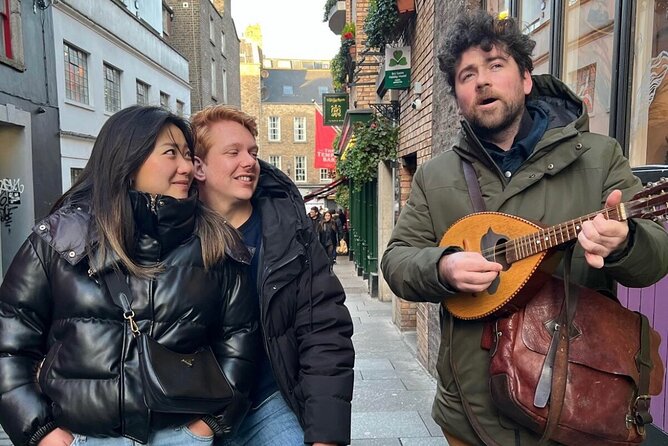Dublin Traditional Irish Music Walking Tour with Live Performance - Grattan Bridge and the River Liffey