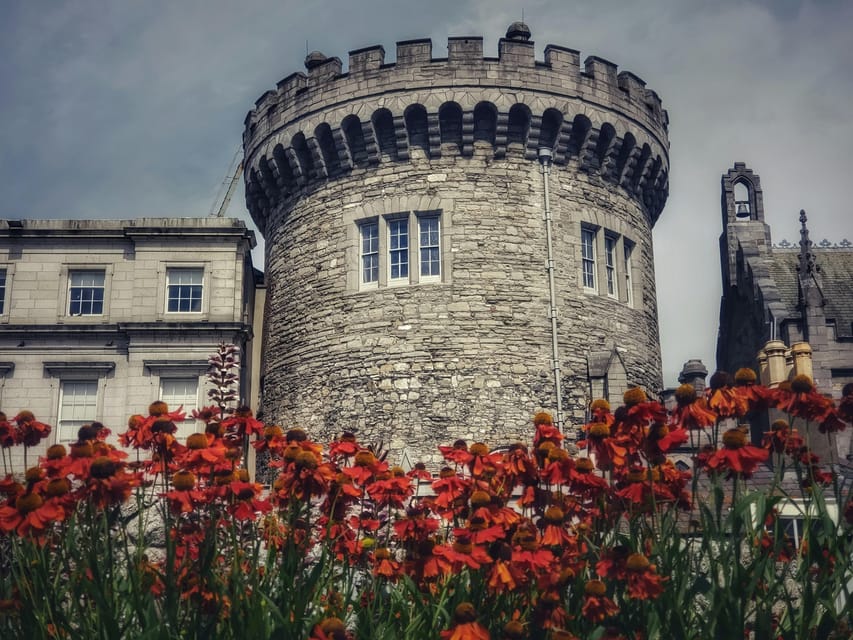 Dublin Walking Tour: Top 10 highlights - Trinity College and the final stretch
