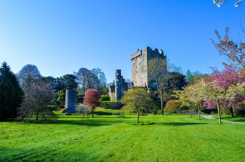 From Dublin: 2-Day Cork, Blarney Castle & Ring of Kerry Tour - Blarney Castle and the famous stone