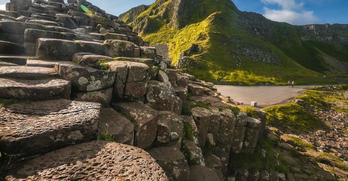 From Dublin: Belfast and Giant's Causeway: 2-Day Guided Tour - Why this two-day route works