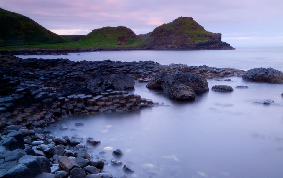 From Dublin: Giant's Causeway Tour and Whiskey Tasting - Who should book this day trip?