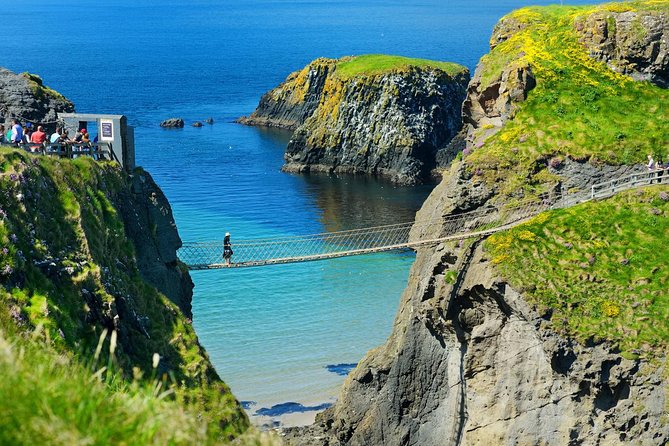 Giant's Causeway Custom Tailored Award Winning Private Tour. - Reaching the Giant’s Causeway after a long road day