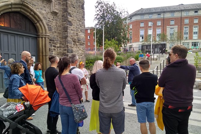 In Our Shoes Dublin Walking Tour - Local history with room for quiet moments