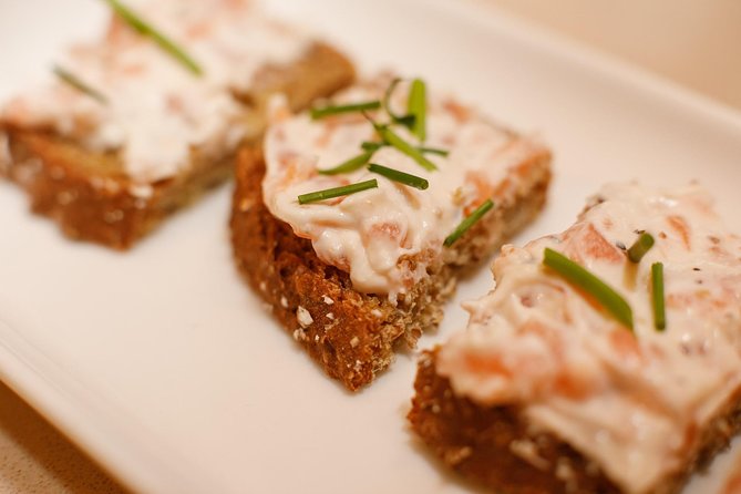 Irish Craic & Cuisine: Cooking Class & Dinner in Central Dublin - Preparing soda bread and leek and potato soup
