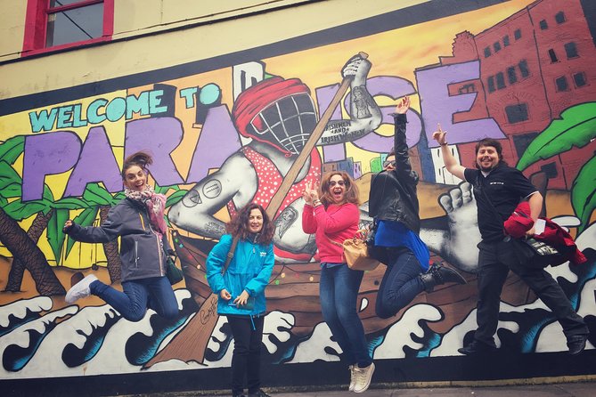 Meet and Eat Dublin: Dublin Food Walking Tour - Six to eight stops, with enough variety