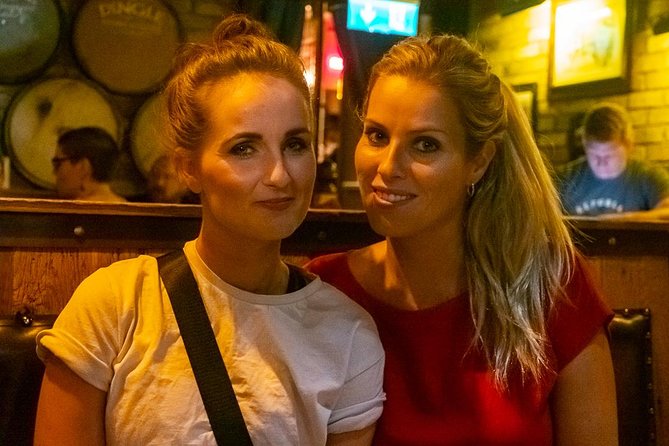 Premium Whiskey and Food Tasting in Dublin - Five pours that teach you how Irish whiskey differs