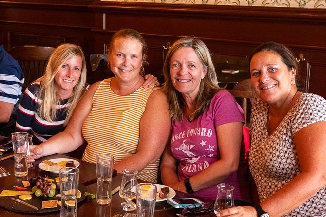 Premium Whiskey and Food Tasting in Dublin - Walking through Dublin to The Palace Bar