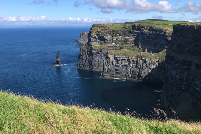 Private Day Trip to the Cliffs of Moher from Dublin - Timing, pickup, and the long return
