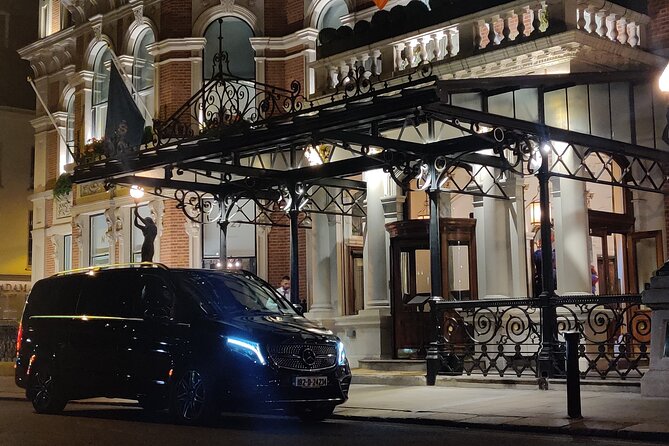 Private Dublin Airport Transfers to City Center Hotels - Meeting your ride at Terminal 2