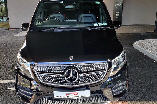 Private Dublin Airport Transfers to City Center Hotels - Car or luxury minivan for your group