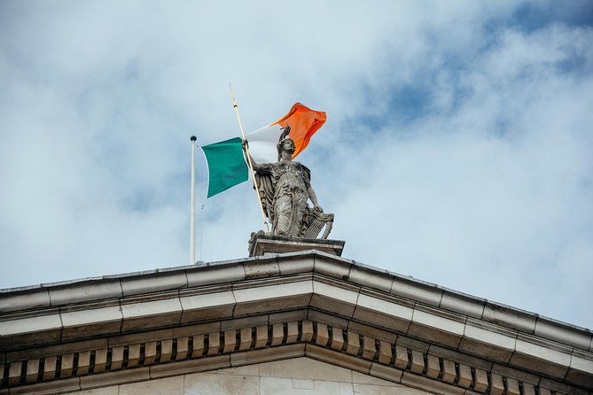 PRIVATE Dublin Kickstart Tour With a Local PRIVATE Guide - A route that can follow your interests