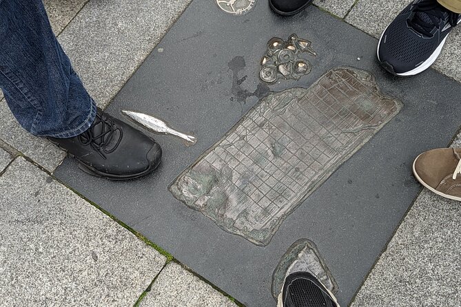 Private Guided Walking Tour in Dublin - Fishamble Street and the Viking settlement at Wood Quay