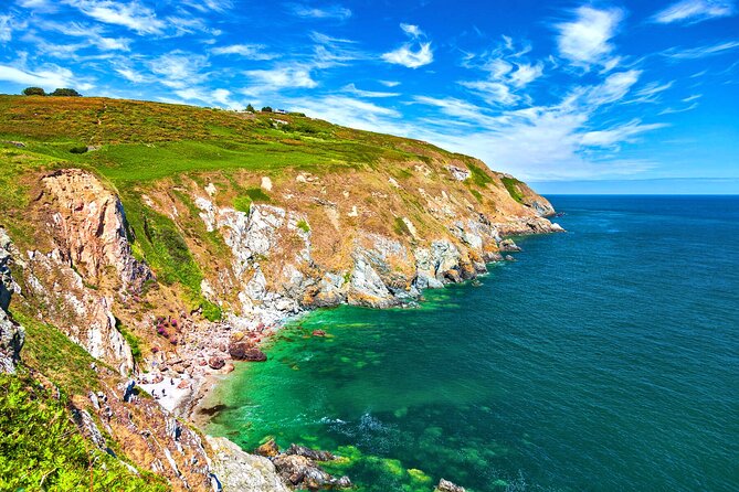 Private Howth Coastal Walk - Leaving Dublin on the H3 bus