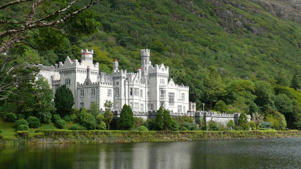 Rail Tour from Dublin: 2-Day West Coast Explorer - Kylemore Abbey and the limits of a busy schedule