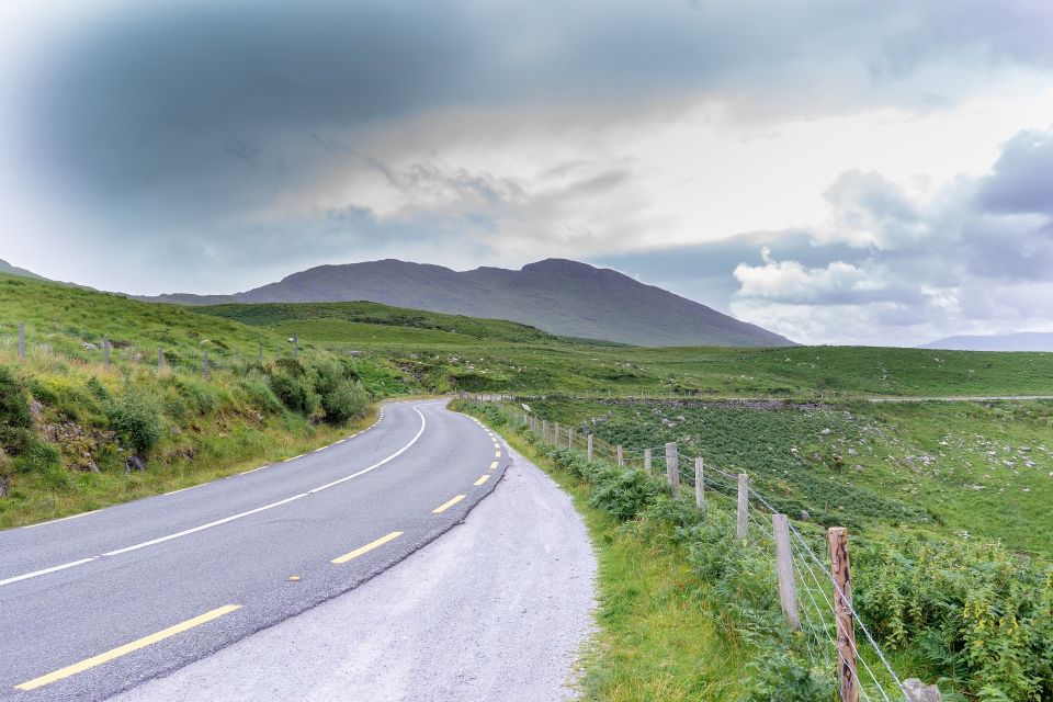 Rail Tour from Dublin: The Ring of Kerry - Carrauntoohil and the Macgillicuddy Reeks