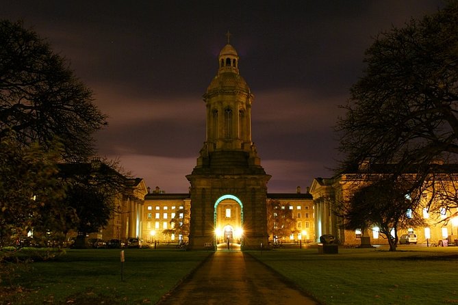 Self-Guided Scavenger Hunt: Dublin Adventure - Trinity College and a question about Queen Elizabeth