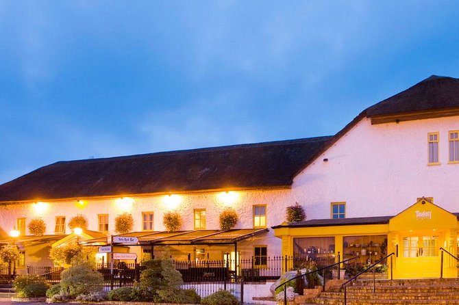 Skip the Line: Irish Night Show Including 4-Course Dinner Ticket - What the four-course dinner is like