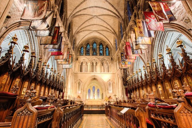 St Patrick's Cathedral, Book of Kells and Dublin Castle Tour - The Book of Kells and Trinity College