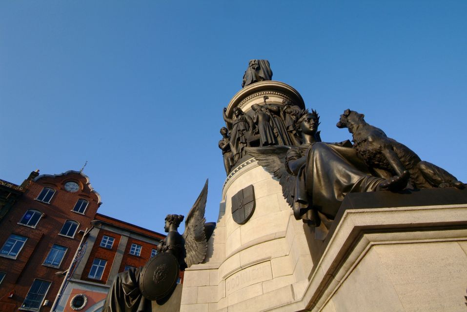 Walking Tour of Dublin - O’Connell Street and the GPO